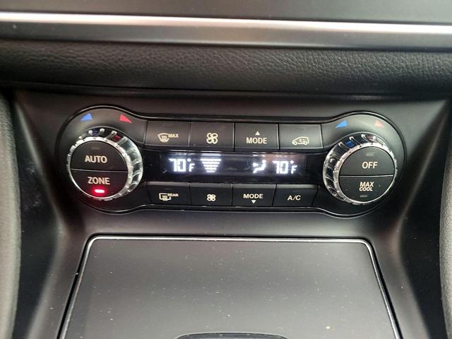 Photo of 2019 White Mercedes-Benz GLA 250
