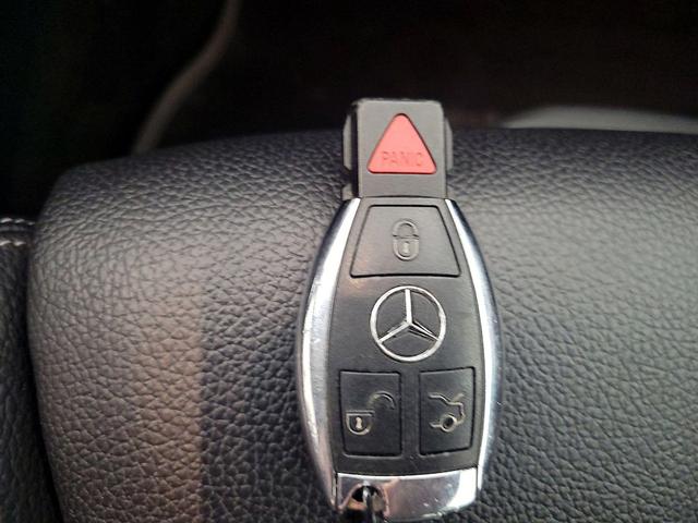 Photo of 2019 White Mercedes-Benz GLA 250