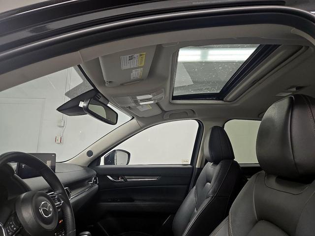 Photo of 2021 Black Mazda CX-5