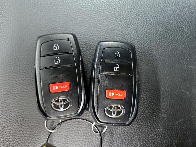 Photo of 2024 Silver Toyota Tacoma