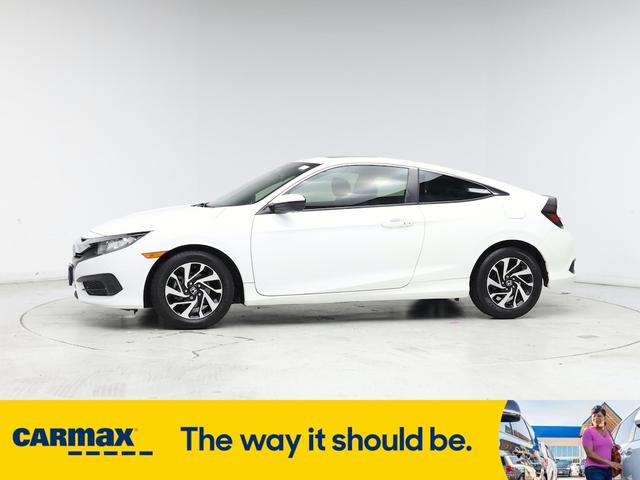 Photo of 2017 White Honda Civic