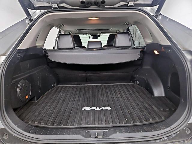Photo of 2019 Silver Toyota RAV4