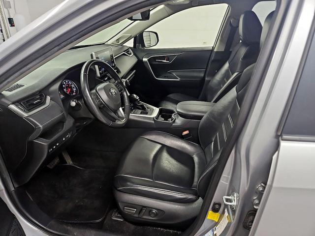 Photo of 2019 Silver Toyota RAV4