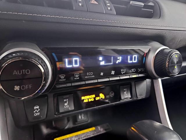 Photo of 2019 Silver Toyota RAV4