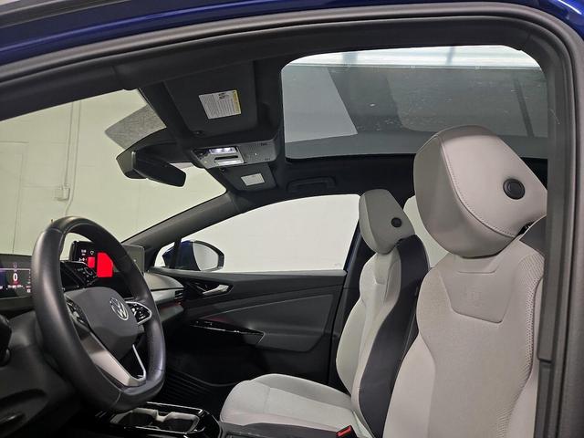 Photo of 2022 Blue Volkswagen ID.4