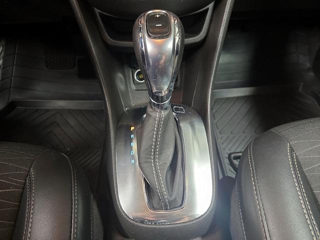 Photo of 2016 White Buick Encore