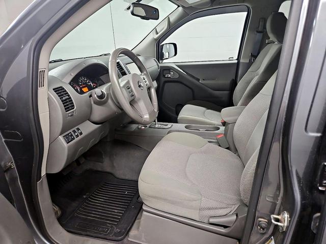 Photo of 2020 Gray Nissan Frontier