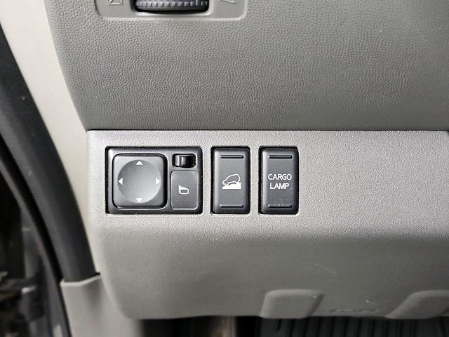 Photo of 2020 Gray Nissan Frontier