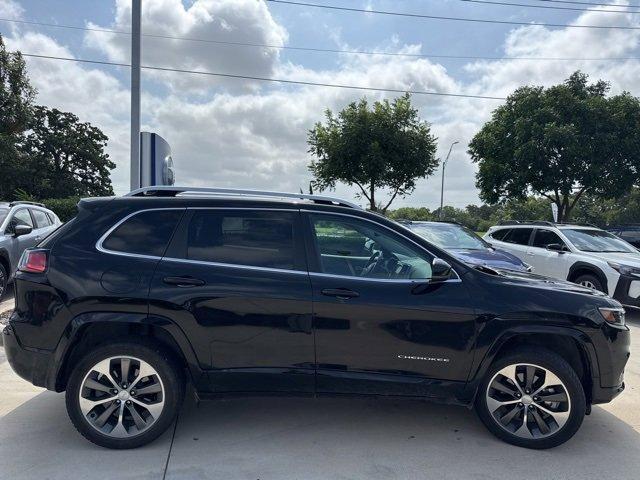 Photo of 2019 Diamond Black Jeep Cherokee