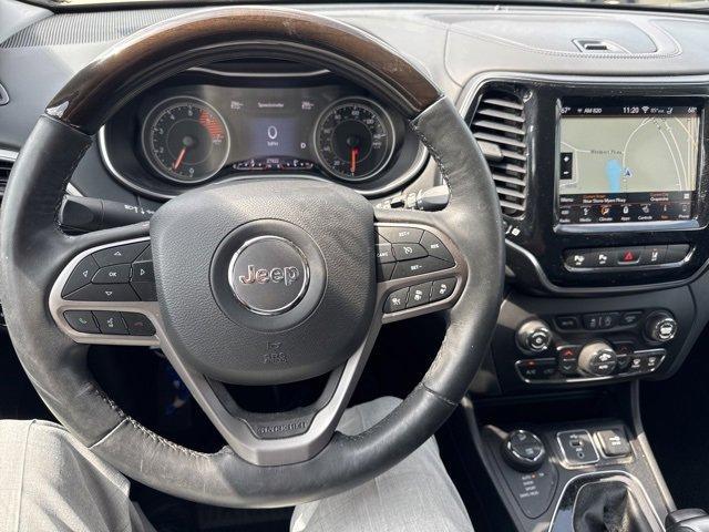Photo of 2019 Diamond Black Jeep Cherokee