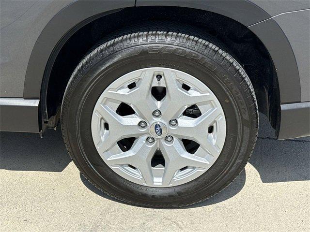 Photo of 2022 Magnetite Gray Metallic Subaru Forester