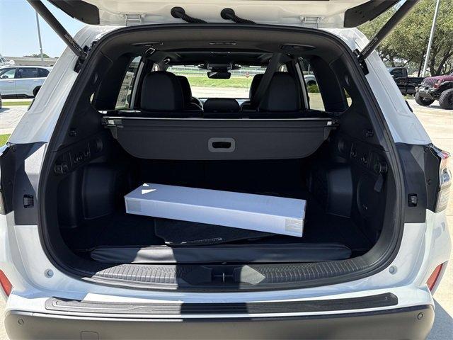 Photo of 2025 Crystal White Pearl Subaru Forester