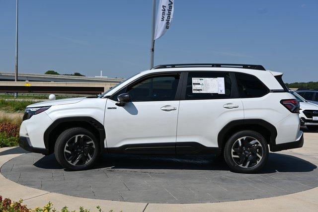 Photo of 2025 Crystal White Pearl Subaru Forester Hybrid