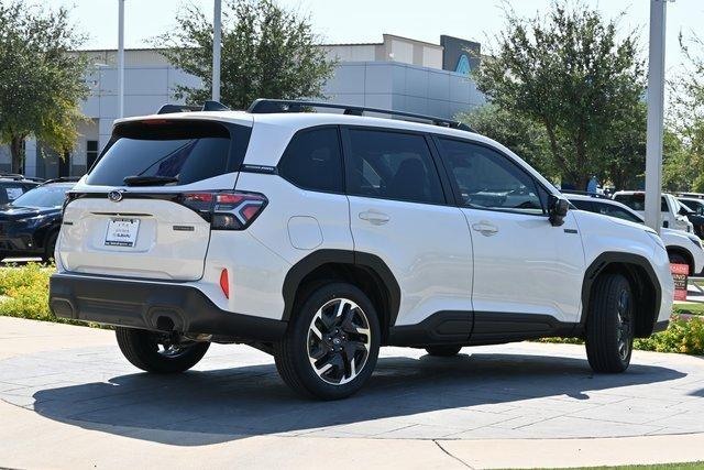 Photo of 2025 Crystal White Pearl Subaru Forester Hybrid