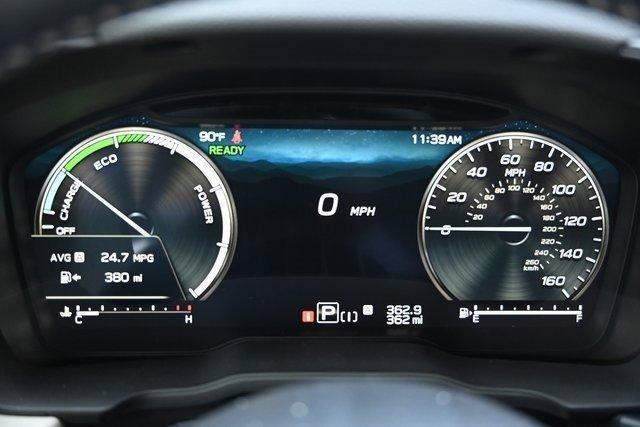 Photo of 2025 Crystal White Pearl Subaru Forester Hybrid