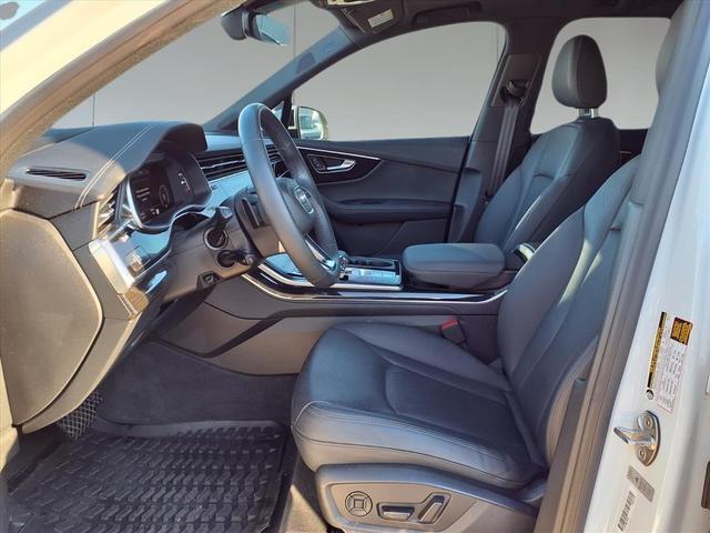 Photo of 2023 Glacier White Metallic Audi Q7