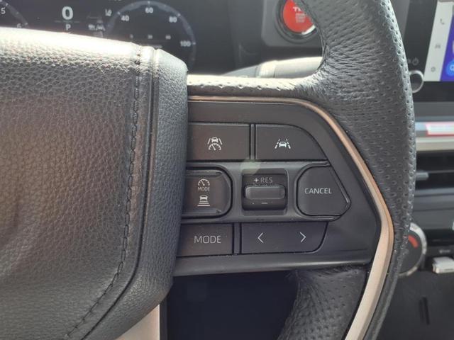 Photo of 2024 White Toyota Tacoma
