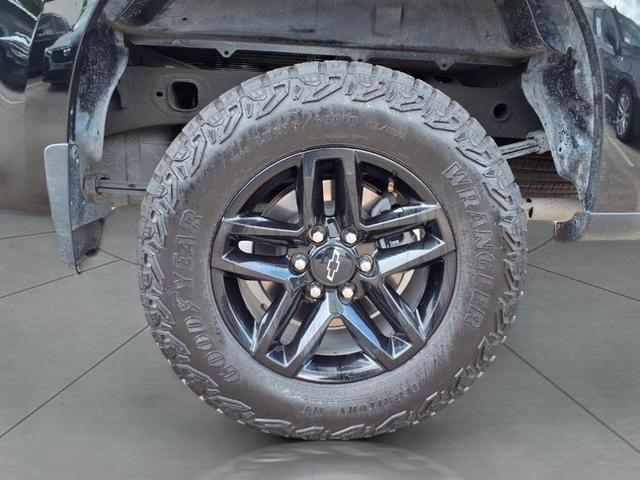 Photo of 2024 Black Chevrolet Silverado 1500