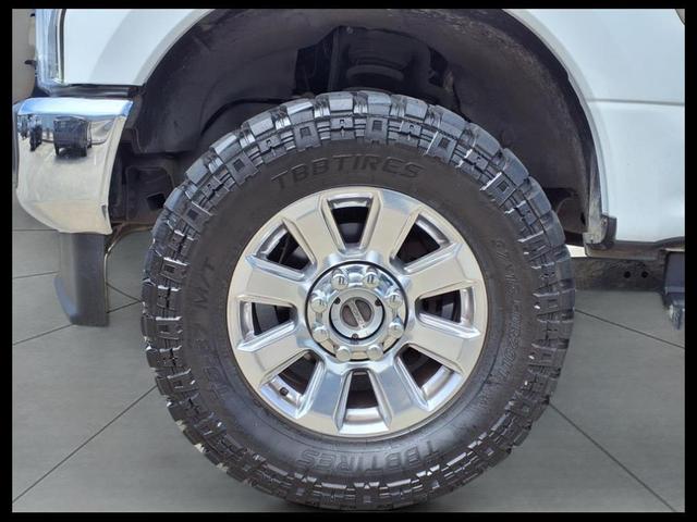 Photo of 2021 Oxford White Ford F-250
