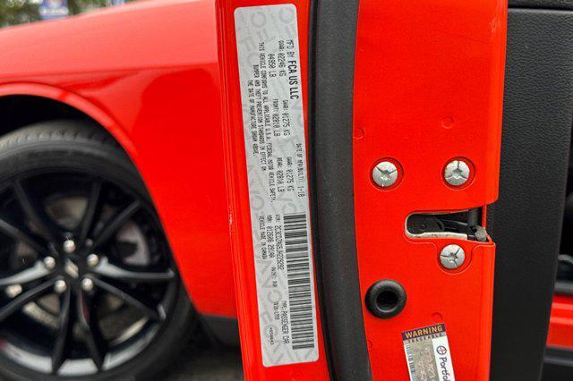 Photo of 2018 Go Mango Dodge Challenger