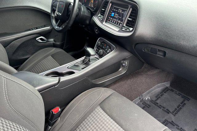 Photo of 2018 Go Mango Dodge Challenger