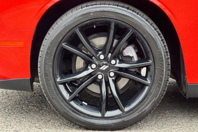Photo of 2018 Go Mango Dodge Challenger