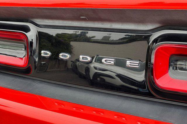 Photo of 2018 Go Mango Dodge Challenger