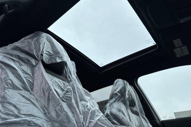 Photo of 2025 Crystal White Pearl Subaru Forester