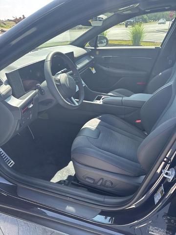 Photo of 2025 Carbon Blue Hyundai SONATA