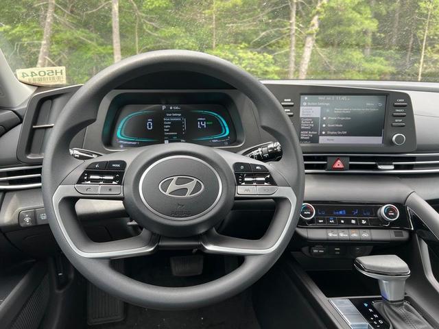 Photo of 2025 Gray Pearl Hyundai ELANTRA HEV