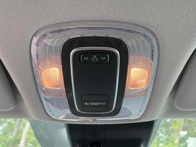 Photo of 2025 Gray Pearl Hyundai ELANTRA HEV