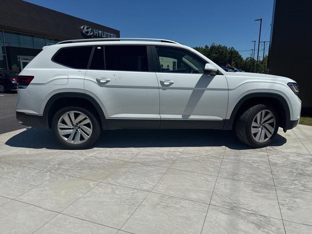 Photo of 2021 Pure White Volkswagen Atlas