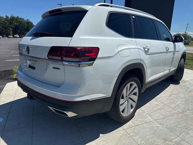 Photo of 2021 Pure White Volkswagen Atlas
