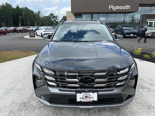Photo of 2025 Gray Hyundai TUCSON