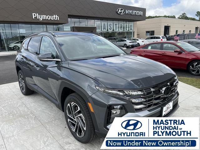 Photo of 2025 Gray Hyundai TUCSON