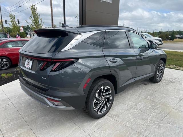 Photo of 2025 Gray Hyundai TUCSON