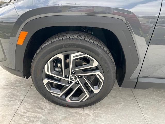 Photo of 2025 Gray Hyundai TUCSON