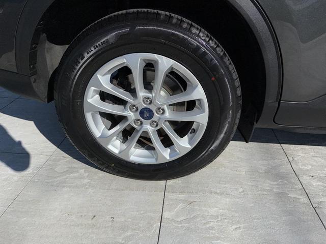 Photo of 2020 Magnetic Ford Escape