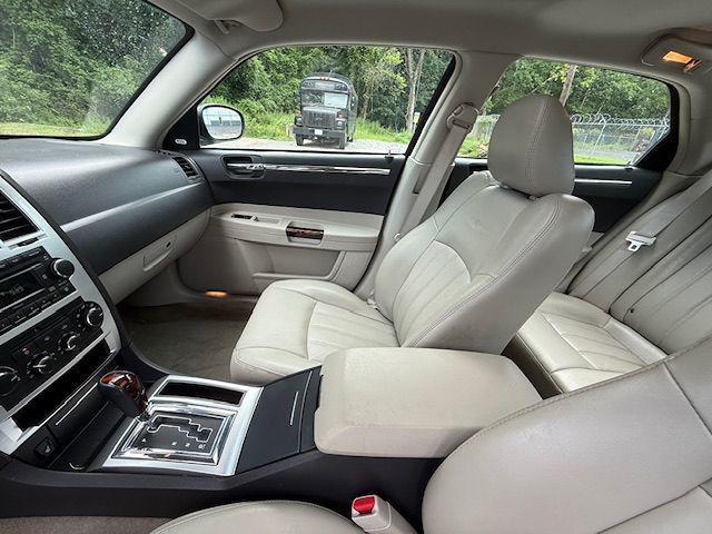 Photo of 2007  Chrysler 300C