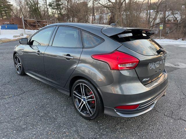 Photo of 2017  Ford Focus ST