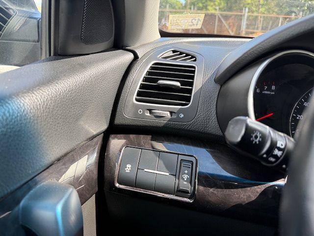 Photo of 2015 Ebony Black Kia Sorento