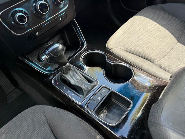 Photo of 2015 Ebony Black Kia Sorento