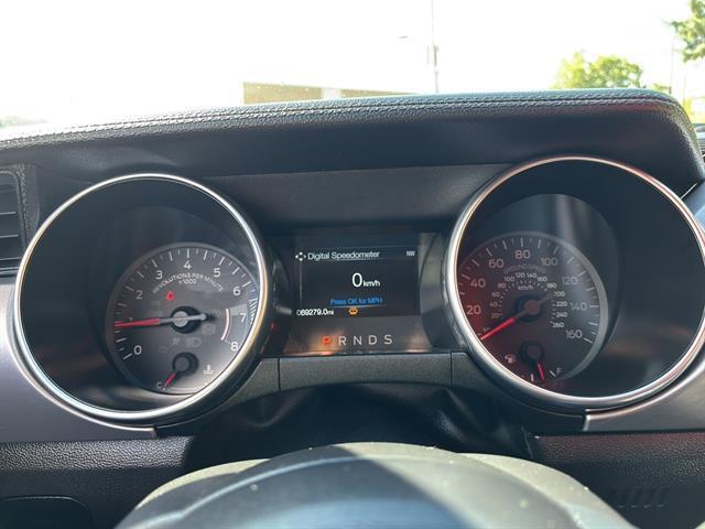 Photo of 2022 Oxford White Ford Mustang