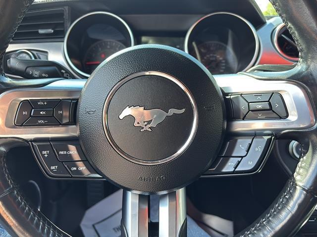 Photo of 2022 Oxford White Ford Mustang