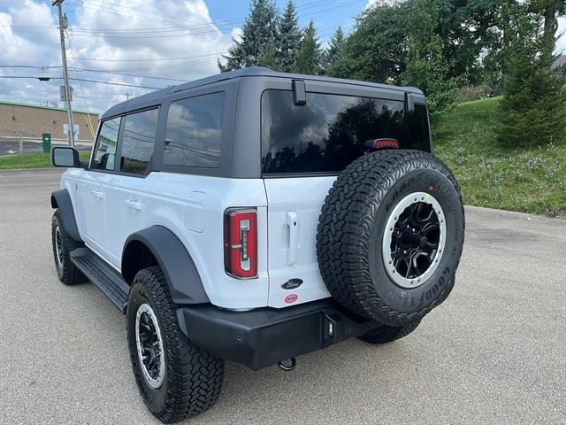 Photo of 2025 Oxford White Ford Bronco