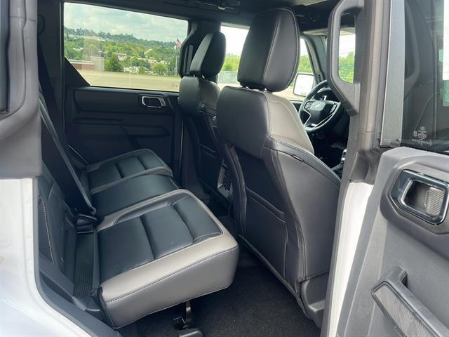 Photo of 2025 Oxford White Ford Bronco
