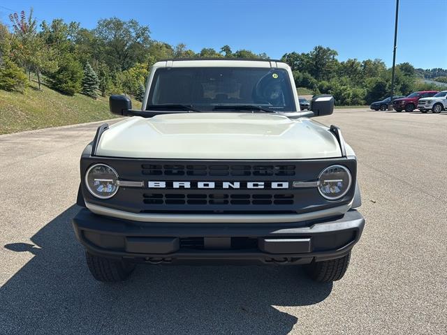 Photo of 2025 Desert Sand Ford Bronco