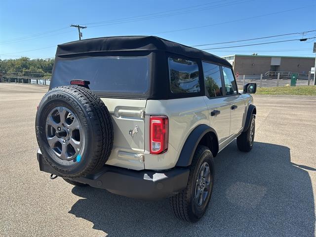 Photo of 2025 Desert Sand Ford Bronco