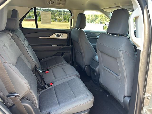 Photo of 2025 Carbonized Gray Metallic Ford Explorer