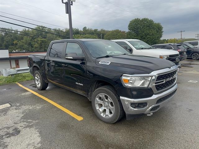 Photo of 2022 Diamond Black Crystal Pearlcoat RAM 1500
